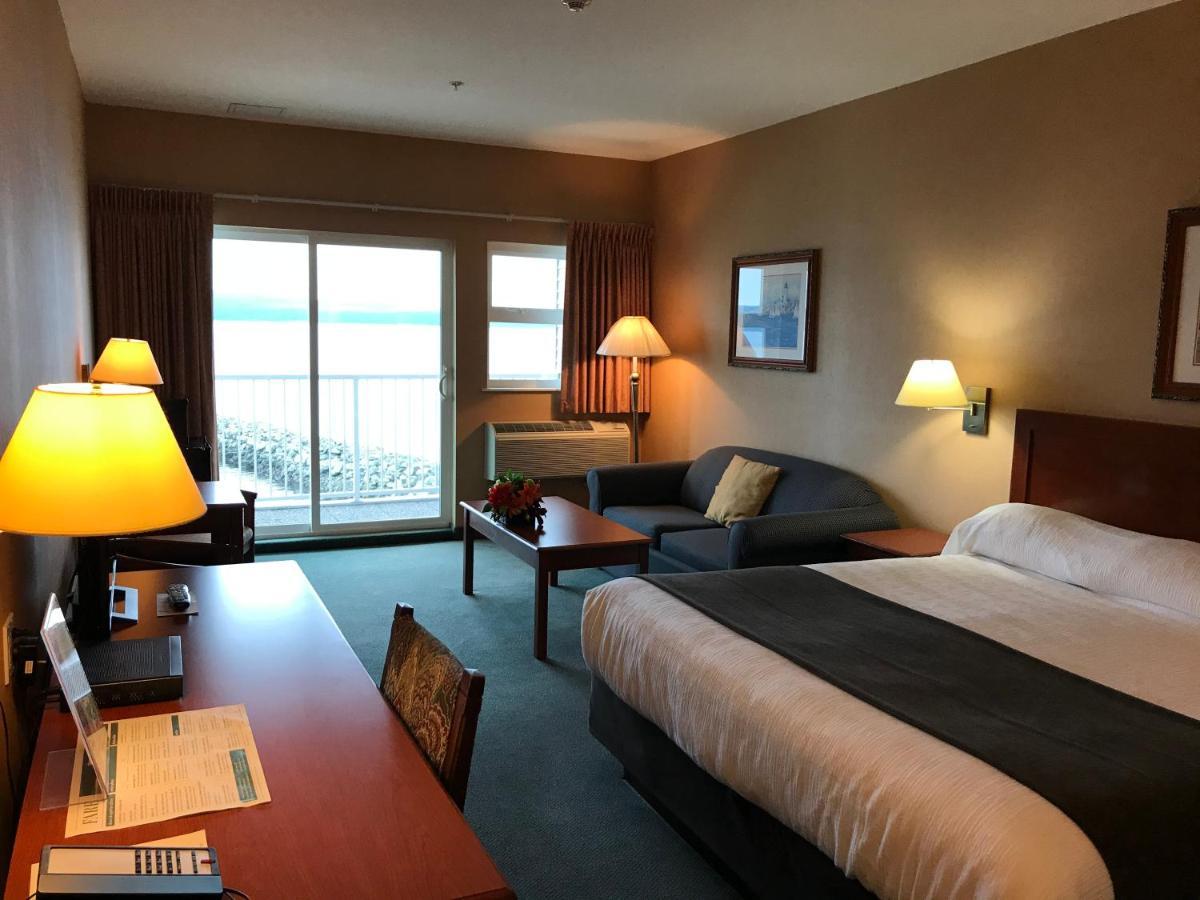 Beach Gardens Resort And Marina พาวเวลล์ ริเวอร์ ภายนอก รูปภาพ